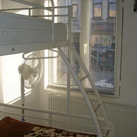 Kretan * Бухарест